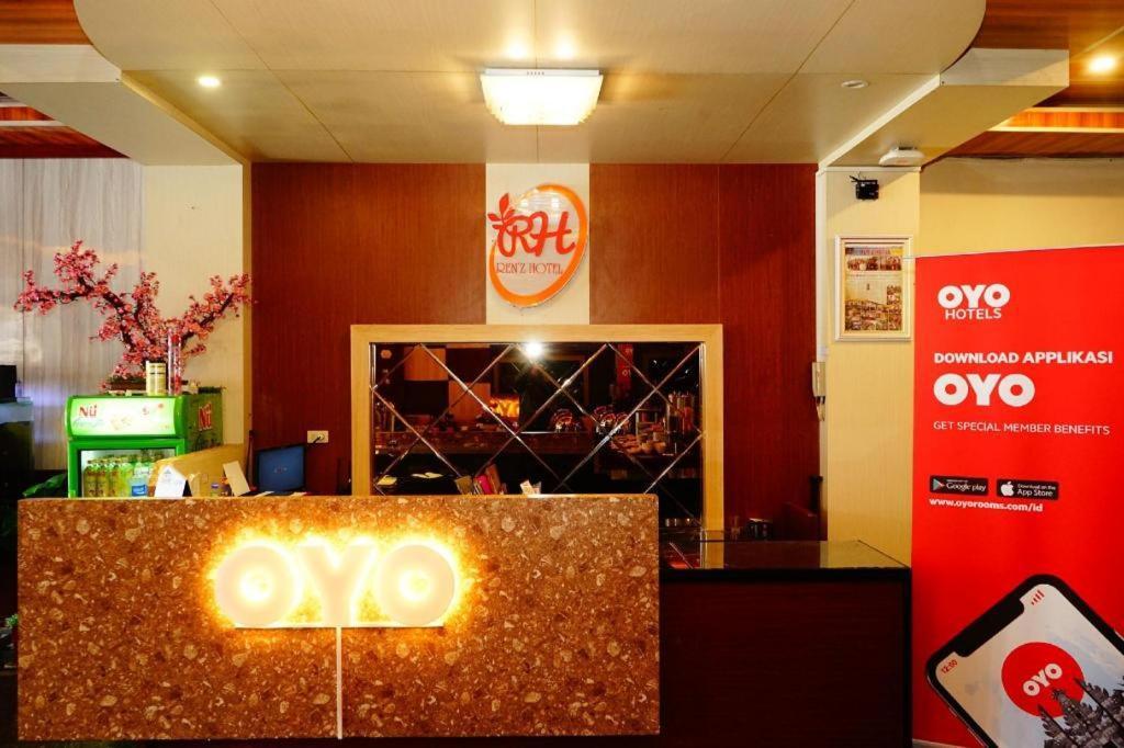 Ren'Z Hotel Pangkal Pinang Kültér fotó